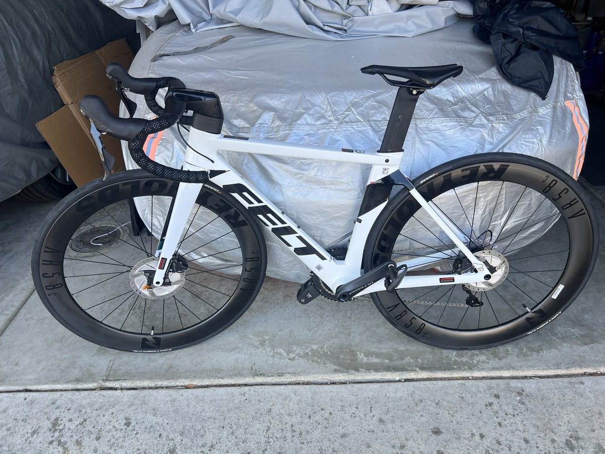 Nurse Normal 😷 At Work tweet media