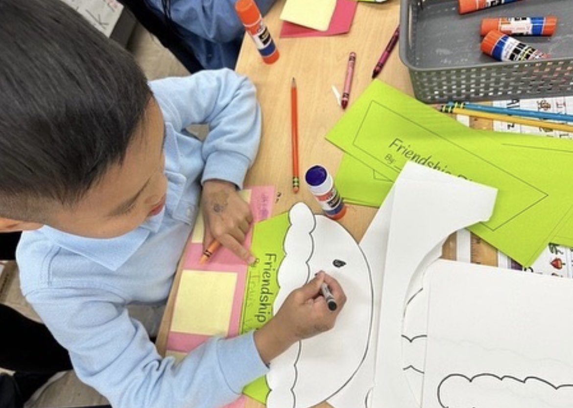 Class 120 wants to thank their families for joining them in the classroom for their Friendship Workshop! #petridesproud #petridesfamily #parentparticipation #friendshipworkshop #elevated31