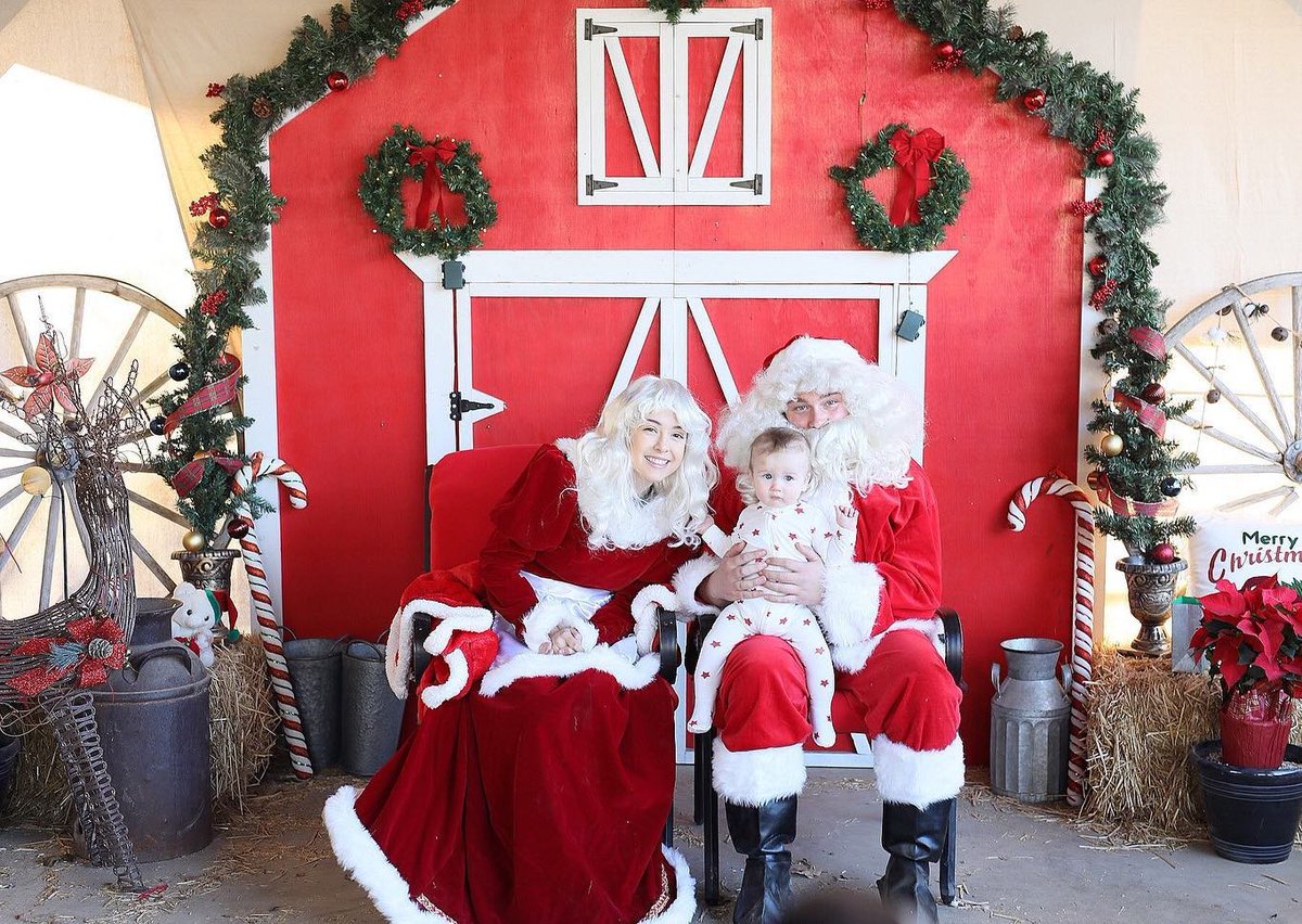 Spend your holidays with Gilchrist Farm this December ❄🎄 This locally loved, and family-owned farm invites you to visit Santa, take a ride on the reindeer pony carousel, and so much more! Link in our bio to learn more.
