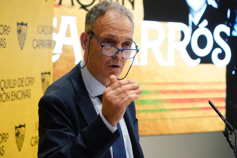 👔 @JoaquinCaparros, cromo ilustre de la futbolitis española ⭐️ 😮 'Jamás hubiera ido al @RealBetis a entrenar' 🤣 'No me llamarían porque sabrían la respuesta' 🙌 'Soy sevillista por encima de todo' #⃣ #GOLES con @pedropparrado 🔛