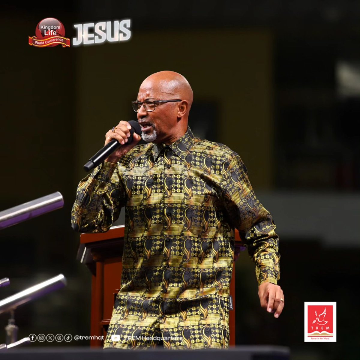 tremhqt's tweet image. We were truly blessed by the ministration of Bishop Tudor Bismark @TudorBismark

He spoke on the topic; "THE INCOMPARABLE CHRIST," following the theme of this year's conference - JESUS.

You can watch the replay of his sermon on our YouTube channel: TREM Headquarters. 

#TREM…