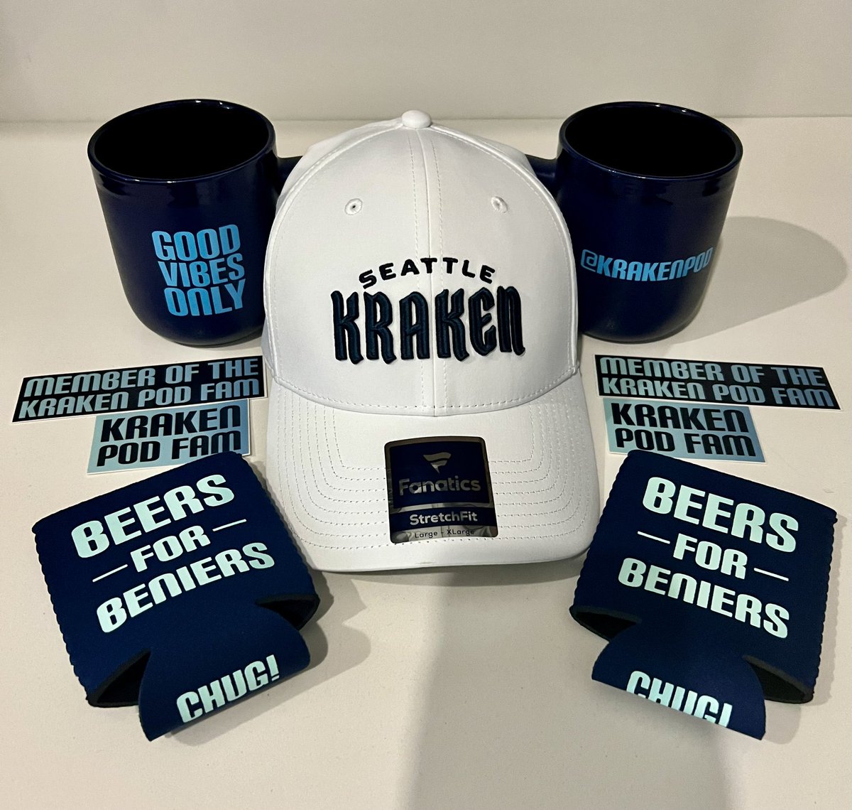 KrakenPod's tweet image. 🚨GIVEAWAY ALERT🚨No hockey today?! No problem. We’re keeping the good vibes rolling with some #SeaKraken + pod merch on us. HERE’S HOW YOU ENTER:

1. Follow us
2. Like + retweet this 
3. Tag someone in the comments for a bonus entry (more tags = more entries)