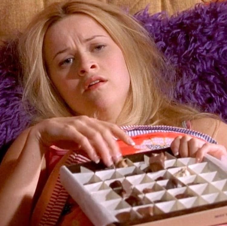 Pinneaple__'s tweet photo. Shakira después de pagar 7 millones de dólares // Yo después de pagar seguridad social. https://t.co/zVICOxfp9L