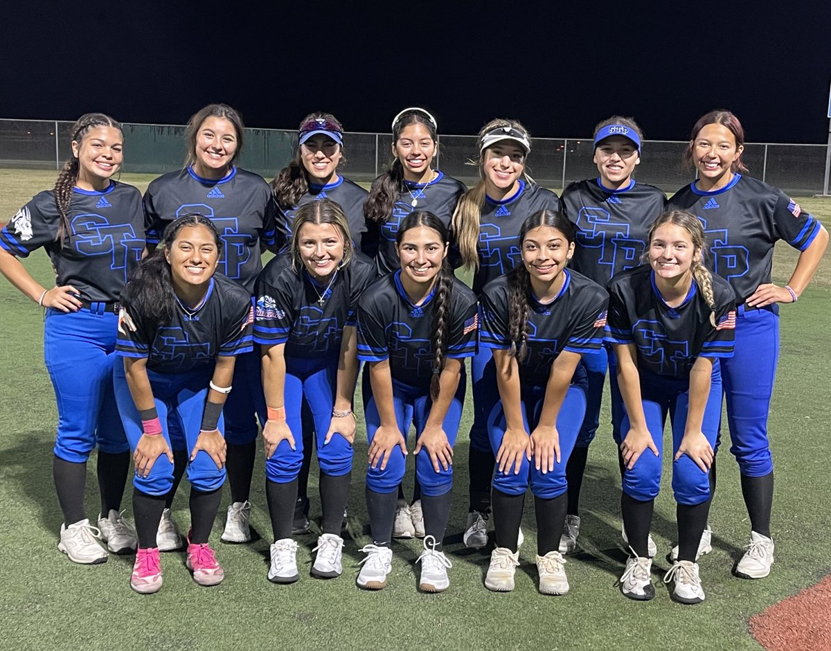 Great weekend in Beaumont. Girls came out and played some fantastic softball. 5-1-1 on the weekend. Lost 1-0 in the championship to a talented Sneaky Cleats Gold group. 

Thank you to all the coaches that came and watched our kiddos. We appreciate you all so much!