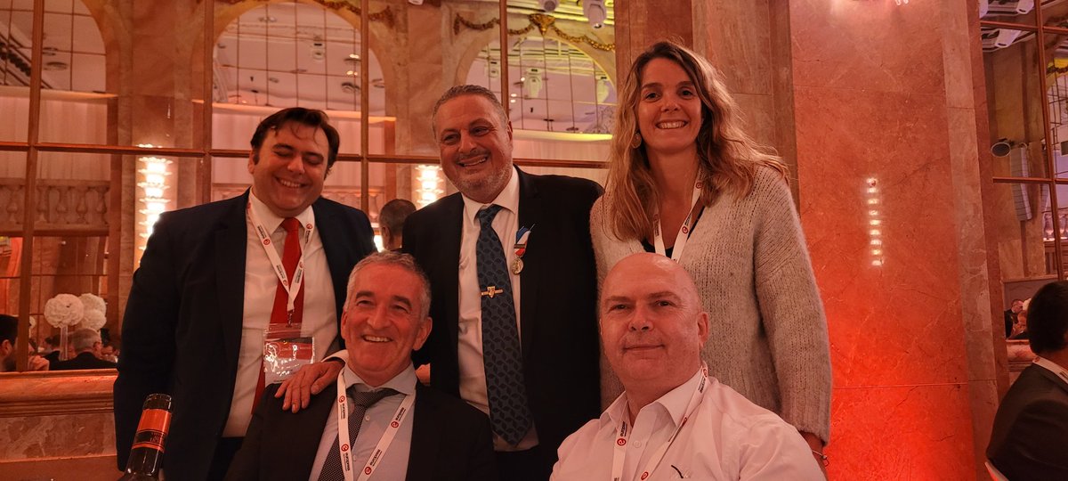 EN DIRECT de la 26ème édition du gala de L’<a href="/ANDSIS1/">ANDSIS</a>. La <a href="/MNSPF/">MNSPF</a> est fière d’être partenaire de cet évènement national mis en lumière par <a href="/EuropressSAS/">Europress</a>.  L'occasion aussi d’échanger avec les Directeurs des SDIS de France (Enjeux de la PSC pour les agents de la FPT…)