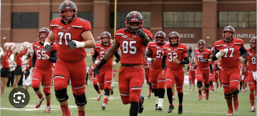 Blessed to receive an offer from the University of Lamar ❤️🖤 @Coach_Cannata @CoachK_HutchFB @CoachDrewDallas