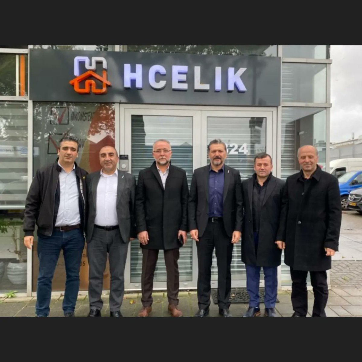 MusiadNL's tweet photo. Den Haag eski Başkanımız Hamza Çelik beyi şirketi H. Celik BV'de, Ekrem Apaydın beyi şirketi Multi Parts'ta,  Hüseyin Kaynak beyi sahibi olduğu Boğaziçi Restaurant'ta, ziyaret ederek devam etti. 
Değerli üyelerimizle sektörlerindeki gelişmeleri istişare ettik. https://t.co/TcCHj6oTce