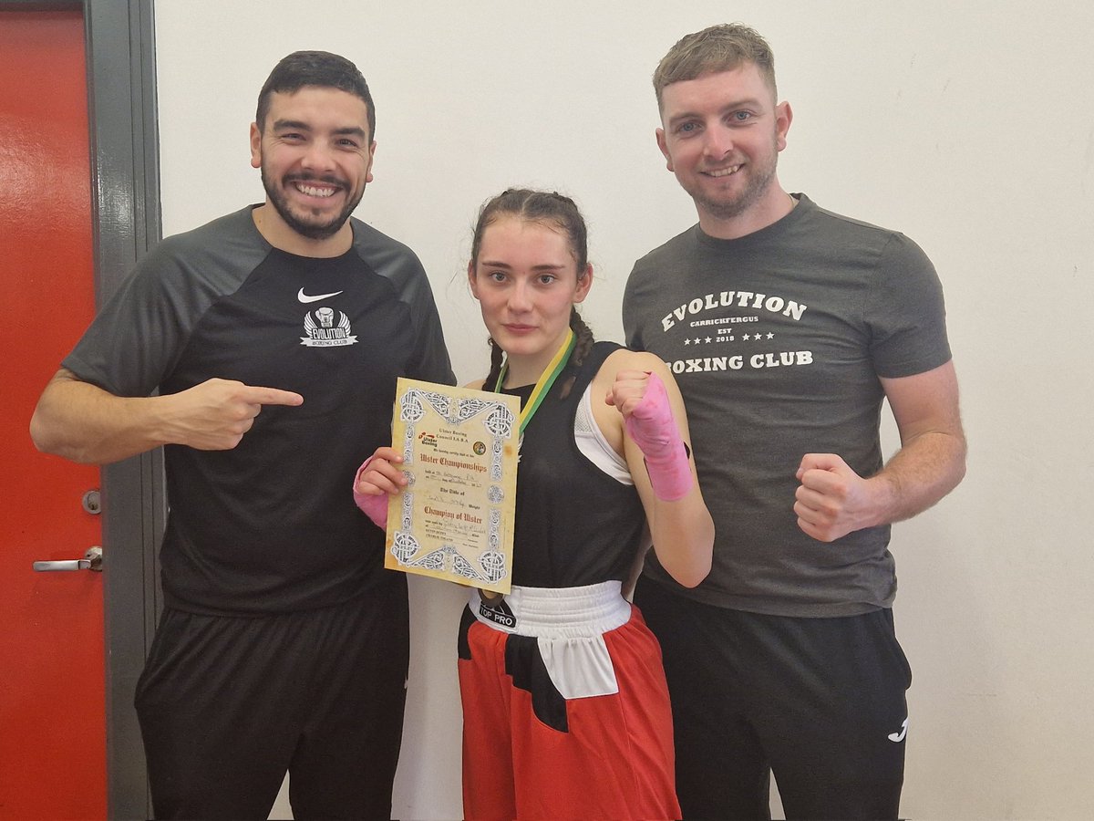 EvolutionBoxin1's tweet photo. The New Ulster Champion! 👑 🥊
Sophie Mclintock was crowned 57kg Ulster Champion in the Ulster Boxing Championships in Craigavon! Sophie has dedicated and knuckled down this year and its showing. Keep up the good work!!
Well done Sophie !
#teamevolution #evolutionboxingclub https://t.co/X1S0jOaQ9H