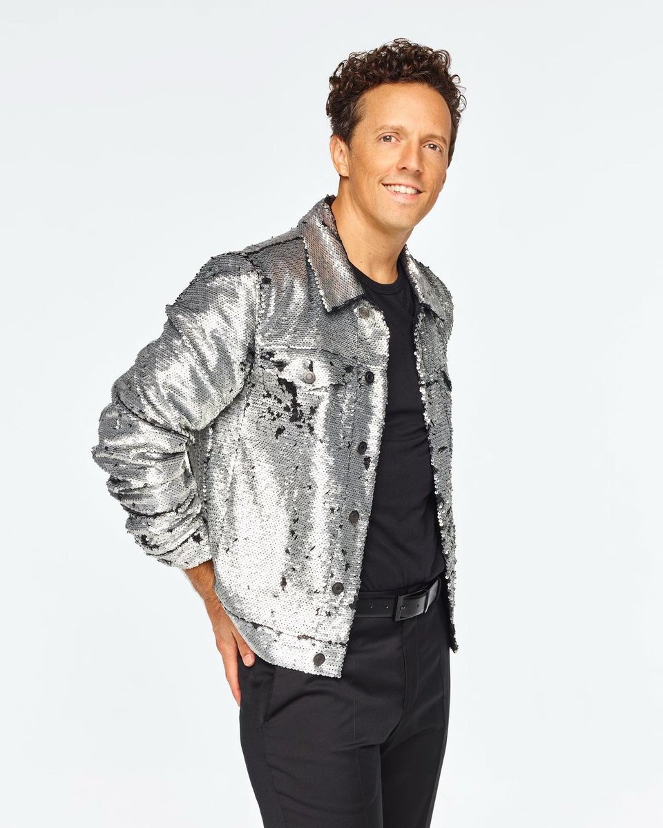 We’re so excited for @jason_mraz's performance tonight on Dancing with the Stars! 🕺 Let’s help Jason win the Len Goodman Mirrorball Trophy. Tune in to ABC tonight at 8PM ET. #DWTS