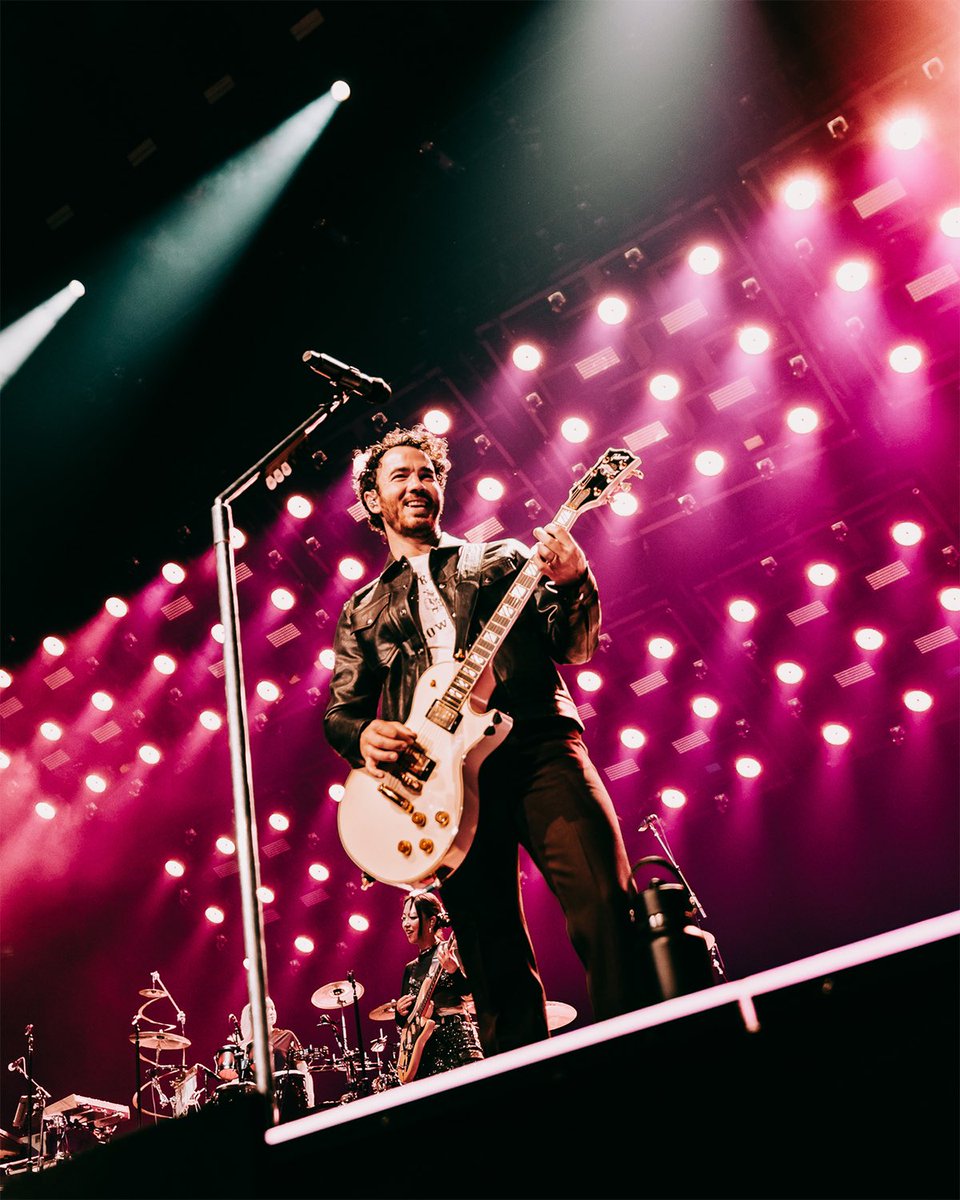 Another incredible tour stop in Milwaukee. Thank you for such a fantastic show and warm welcome. 

Grand Rapids you’re next!