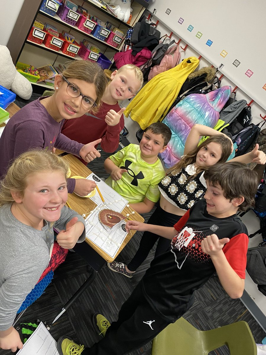 krisrclark's tweet photo. Third grade STEMsgiving! @samhensley15  @MilanSchoolCorp  #weRmilan https://t.co/XqydNdGEnR