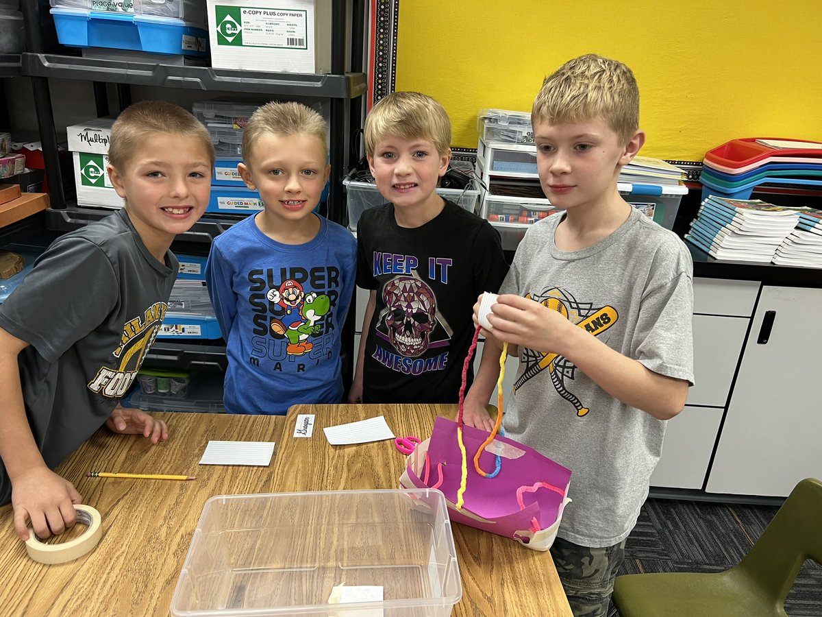 krisrclark's tweet photo. Third grade STEMsgiving! @samhensley15  @MilanSchoolCorp  #weRmilan https://t.co/XqydNdGEnR