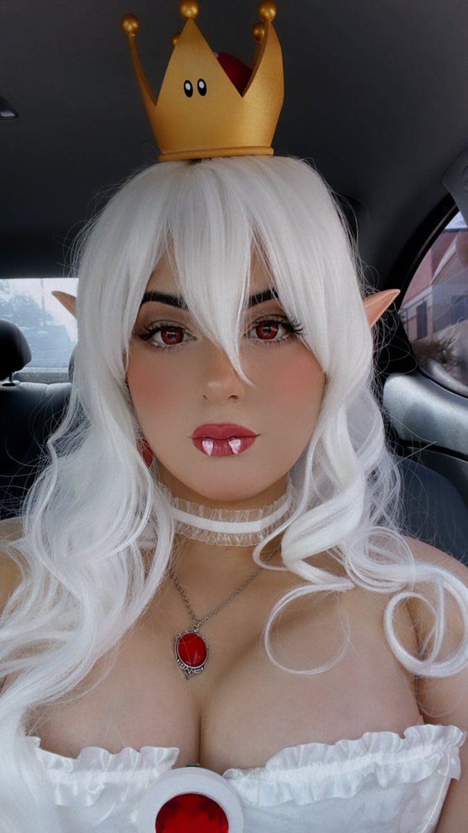 witchybitch1111's tweet photo. Boosette 🤍👻👑 https://t.co/deyZVYiYlh