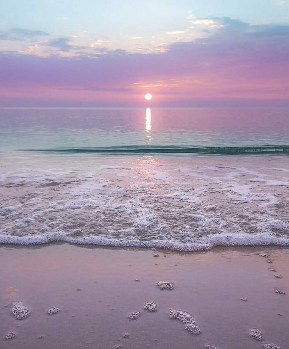 drop a sunset or ocean picture from your gallery.