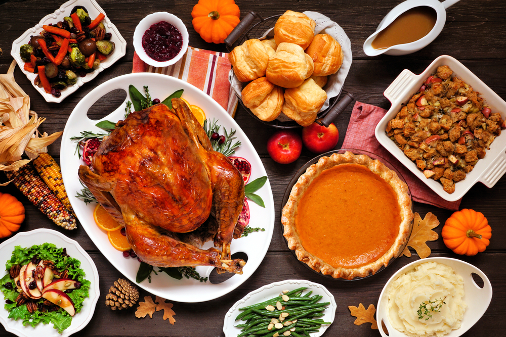 TSA's tweet photo. 🎵 PASS the cranberry sauce/ We’re havin' mashed potatoes! 🎵
Traveling with food this turkey-tacular #StuffingDay? Please note: Solid foods are g2g in carry-on; Items you can squeeze/spread/smear must follow the liquids rule.
Looking for more? https://t.co/VlEiwjkFH0 https://t.co/A8h5TFB7uT