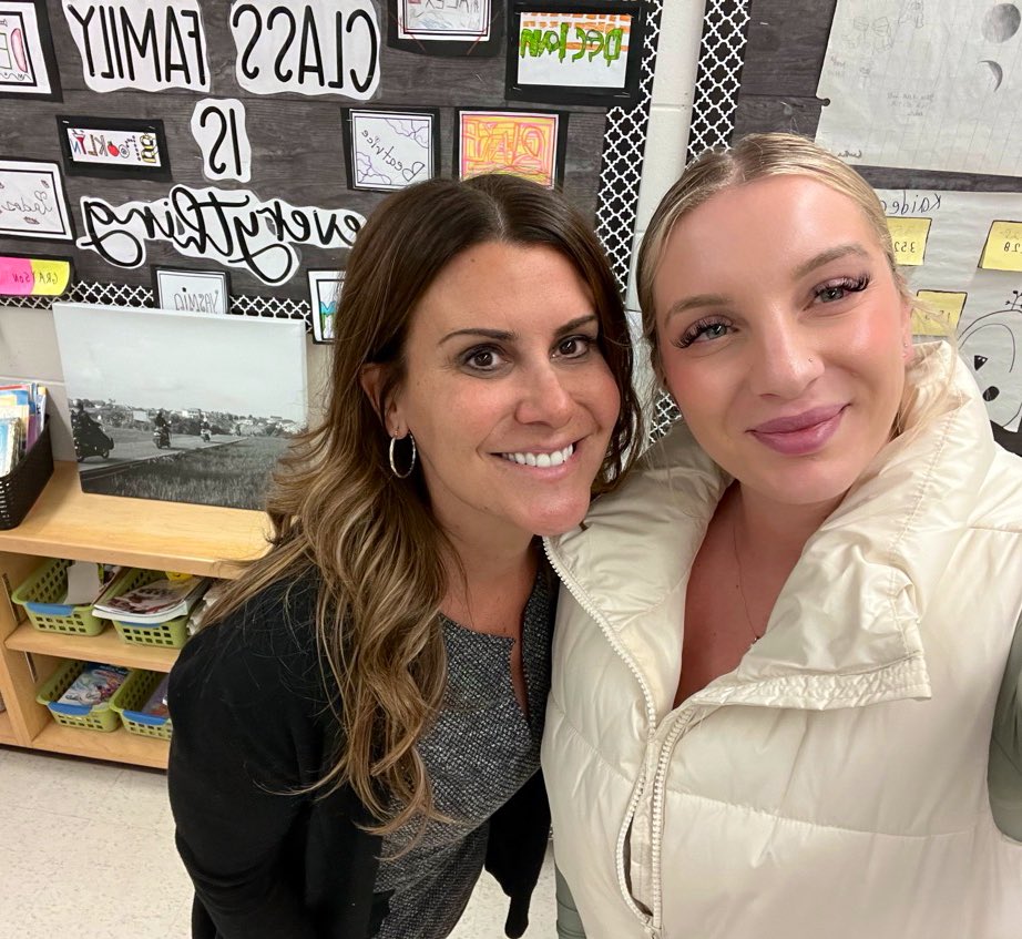 MsBurriOCSB's tweet photo. Had a great day co-teaching, planning and learning from my @ocsbNTIP mentor @MrsSidolisClass 🤩 I’m lucky to have you! #OcsbCommunity https://t.co/IfdtFsr8C7