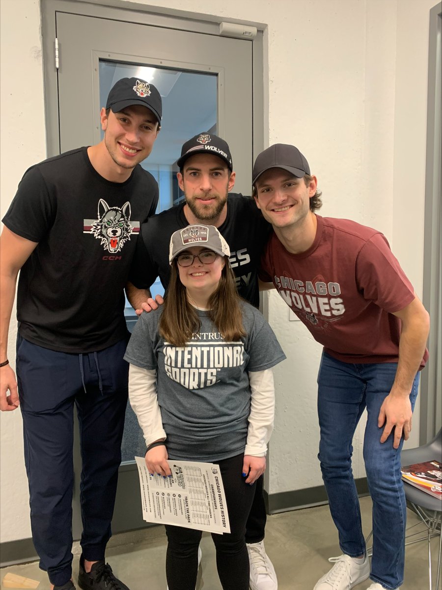 x- Chicago Wolves tweet media