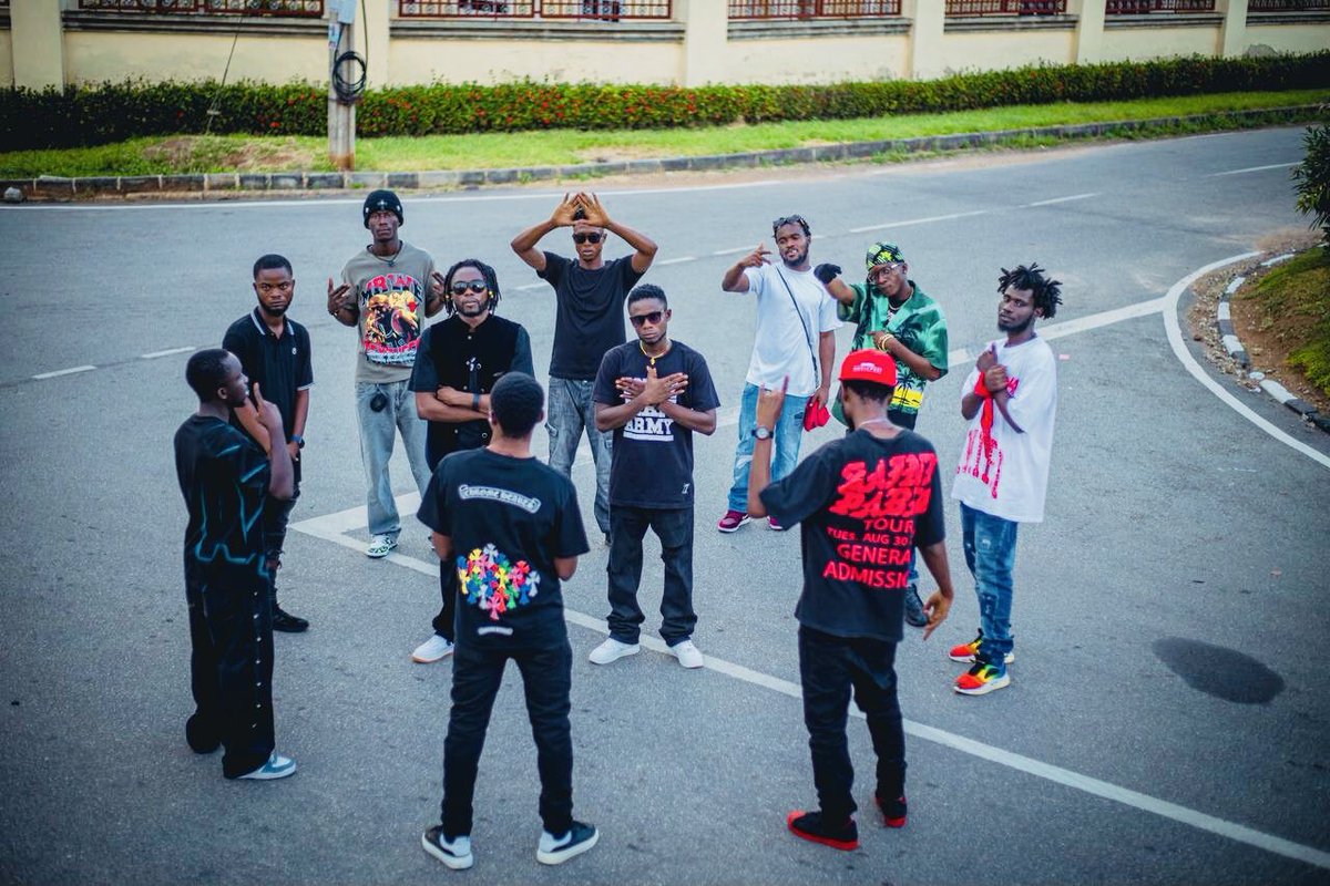 AddiLucika's tweet photo. We run things on this side things never run we #KTO"s the living gang bhaddest outta road #AmakomEast #Kartelo's #HaddenStudios #Ghpage #Dancehall https://t.co/vZpquSuMsh
