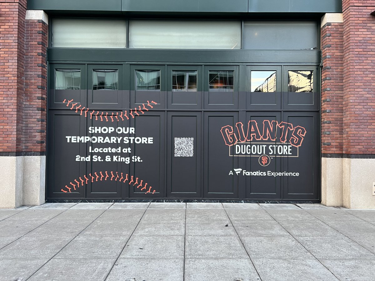Giants Dugout Store tweet media
