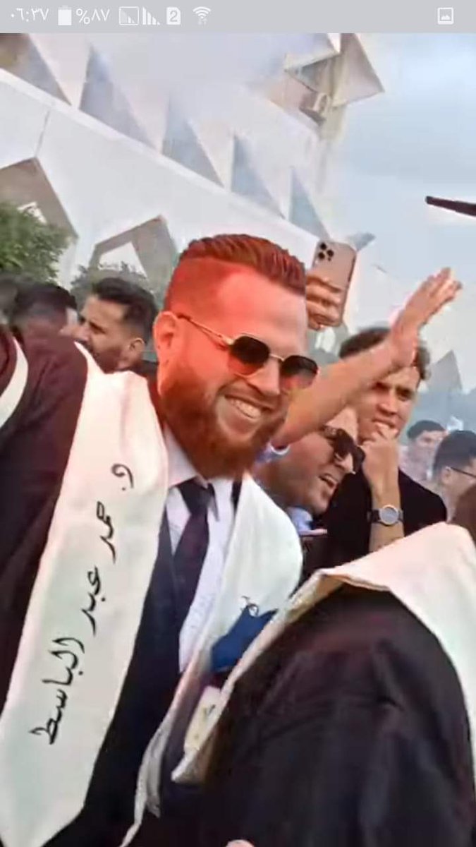 ضحكه طالعه من قلب بعد تعب السنين