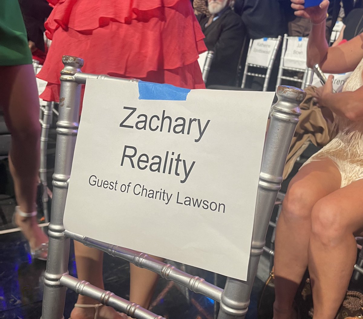 zacharyreality tweet media