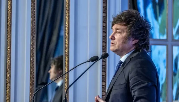 ReyGordos's tweet photo. "Mi responsabilidad es resolver problemas, y van a ser resueltos desde mi perspectiva  liberal, es decir, desde el respeto irrestricto del proyecto de vida del prójimo, basado en el principio de no agresión y en defensa del derecho a la vida, la libertad y la propiedad privada" https://t.co/Ede1wszxSr
