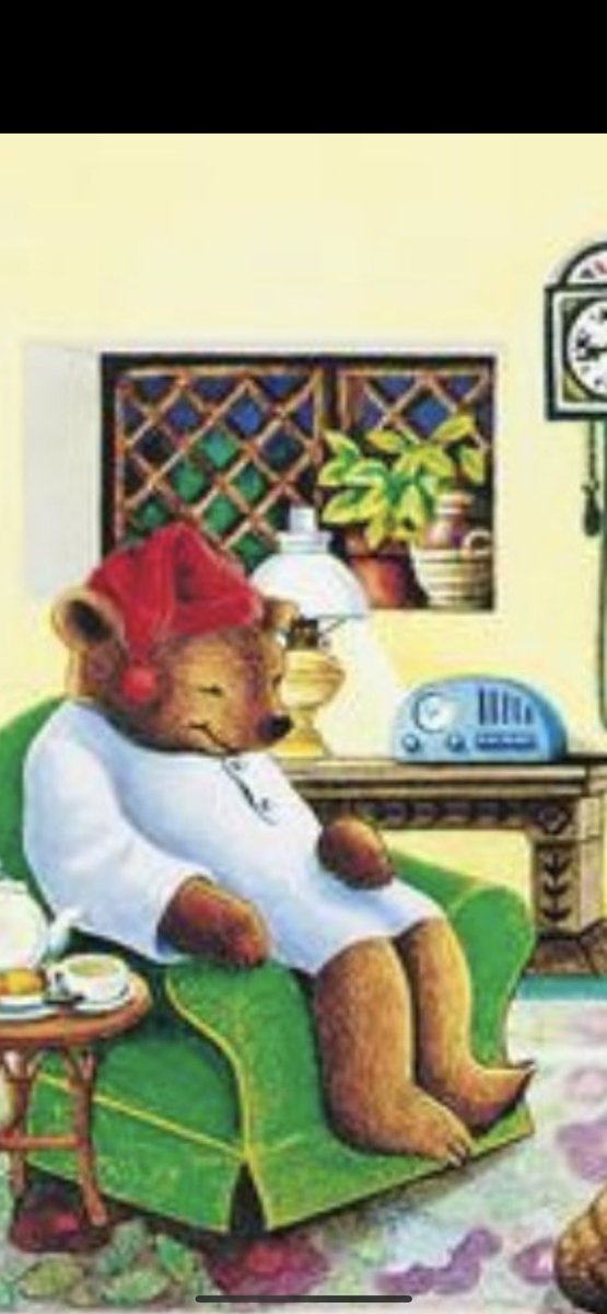 sydneycountie's tweet photo. i have the same lamp as the sleepy time bear i’ve never felt better https://t.co/Jh0OjZd6In