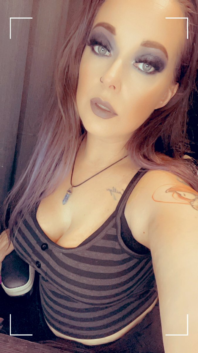 Luvednwanted1's tweet photo. FREE GIVEAWAY COMING SOON 
Come check out my VIP PAGE!  Content uploaded regularly! https://t.co/KgZi4Zscq9
#buying_contents #selling_content #milf #buying #selling https://t.co/qhFSzsFPgO