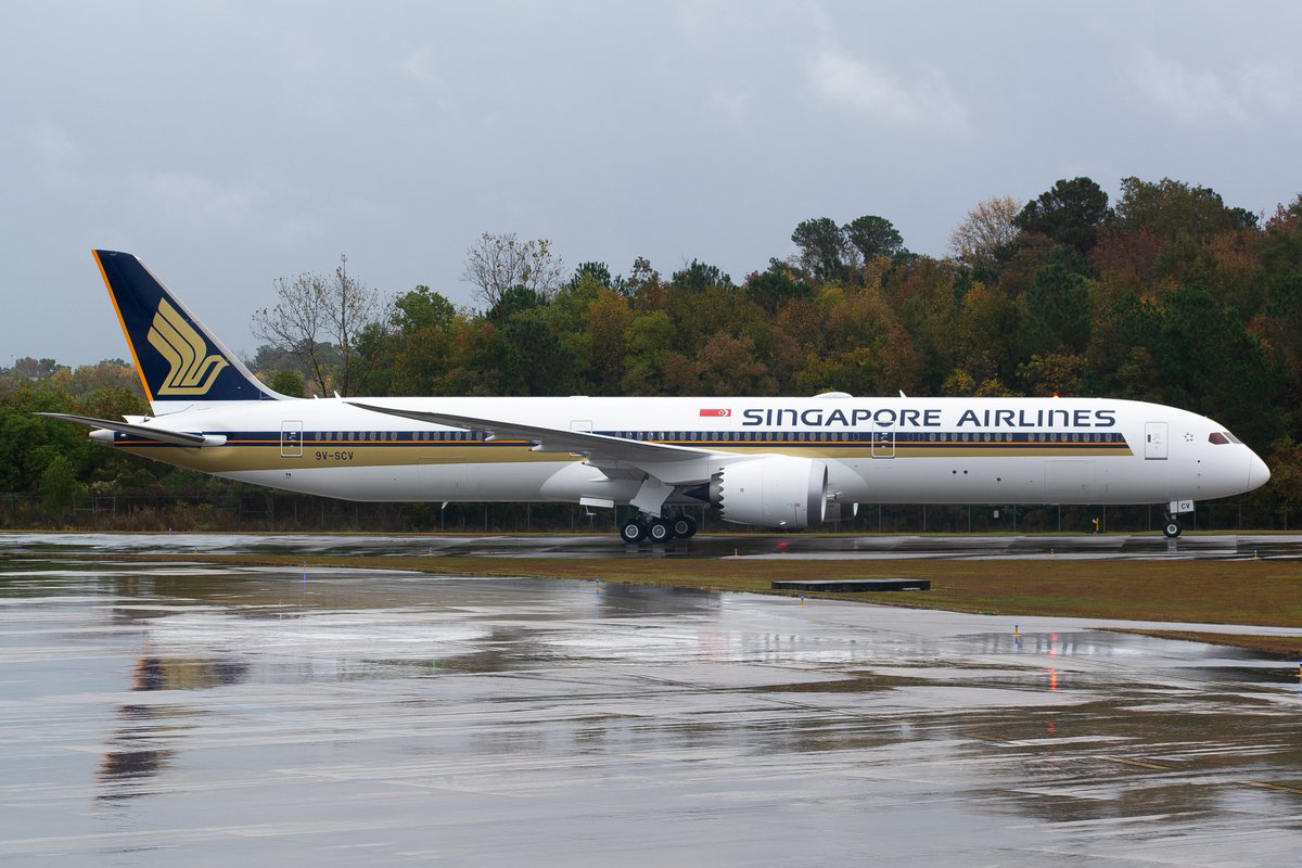 A new Boeing 787-10 for Singapore Airlines 9V-SCV completed a Customer acceptance flight today. #boeing #dreamliner #singaporeairlines #boeingsc #boeing787 #aviation #avgeek #planespotting