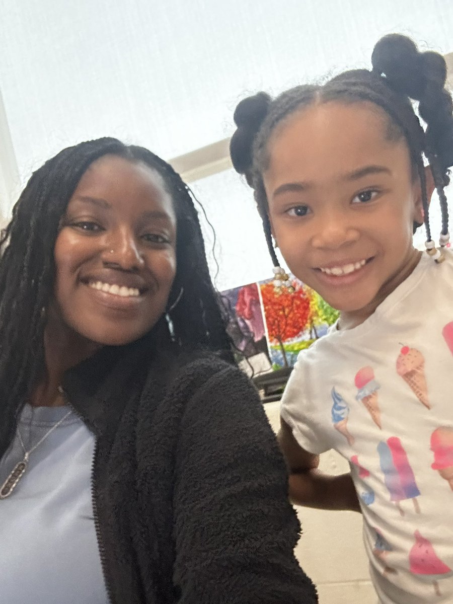 Ms. Glaze tweet media