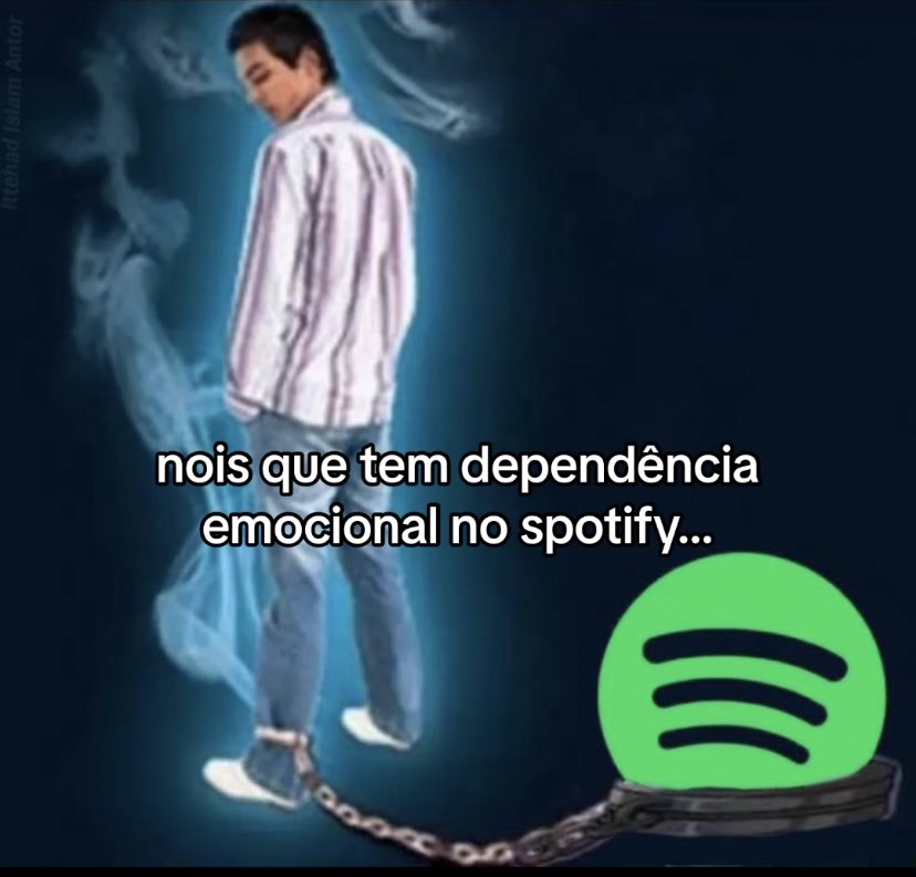 Cora_aaaa's tweet photo. Amo ser precavida ! 
Eu ando com 2 fones na bolsa, um AirPod e um com fio caso o sem fio acabe a bateria, nem amo não af nunca fico sem música https://t.co/rJF7dVWasX