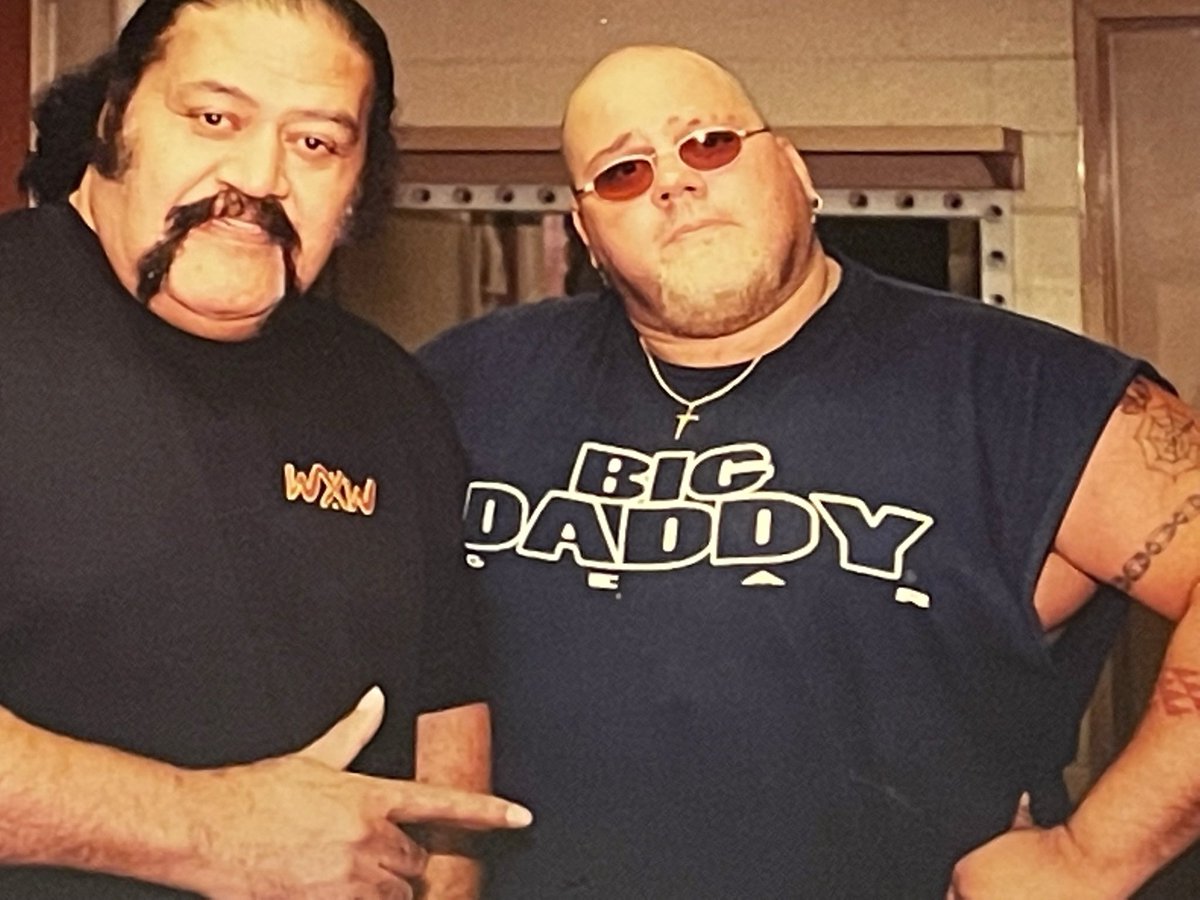 bigdaddyGOC's tweet photo. Happy Birthday “Afa” aKA “Pops”, an honor to work with you #History #Respect #Honor #Tradition #Bloodline #UltimateUce #SamoanDynasty @SamoanDynasty1 #legend @OfficialPWI @BustedOpenRadio @CACReunion @IPWHF https://t.co/JdNc5C3MrV