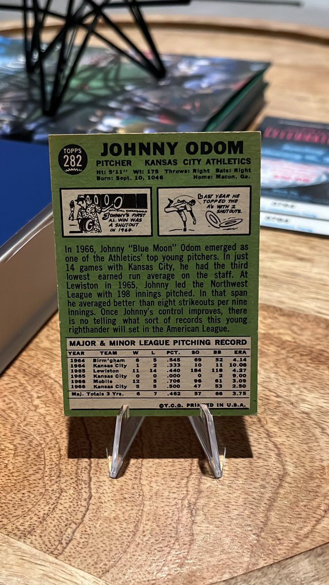 GoatJerseys's tweet photo. As a kid I learned to read, do math, and even a history lesson, all from the back of a baseball card.
So here’s a your daily dose of #BOABC
Love this early card of Blue Moon Odom, rocking his KC Athletics vest. The back is a wonderful green, and the illustrations are👌 https://t.co/pGgFjHpjJf