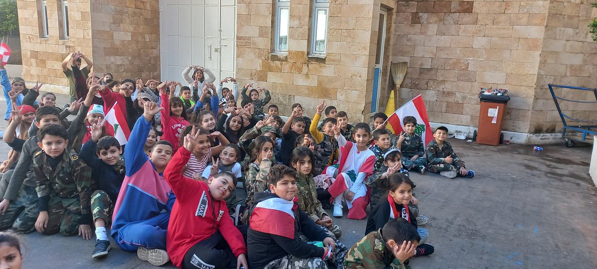 SamahGhorabi's tweet photo. Happy Independence Day 🇱🇧 
@makdawhaschool @soha_nj https://t.co/5Dpagy1FnU