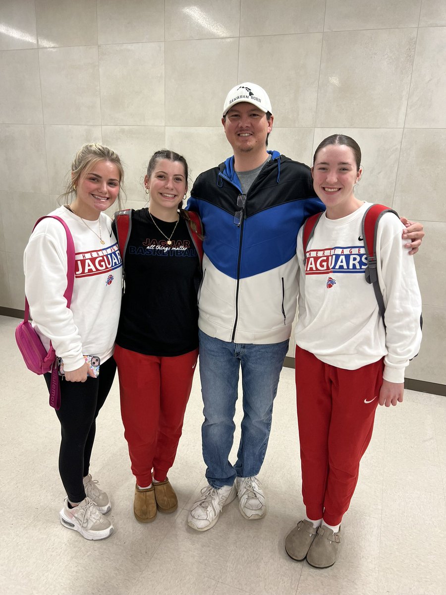 Some of Midlothian Heritage’s best! <a href="/ellagrace_11/">Ella grace</a> the best manager (we need to find her a college!!) @2024Jules Texas Tech soccer signee also basketball star and <a href="/GraceSween2024/">Grace Sweeney</a> Missouri volleyball signee also basketball star!!!! <a href="/MISD_Athletics/">Midlothian ISD Athletics</a>