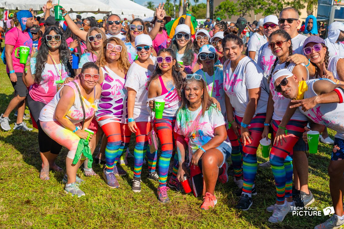 MascotsIntl's tweet photo. Flashback  to the vibrant chaos of Mascots Jouvert! 🎉🎨 The gang's all here, reliving the unforgettable memories of paint  and powder!
📸 @Techyourpicture 

#MascotsInternational
#MascotsInternational2023
#MascotsJouvert
#MascotsCarnival
#MiamiCarnival
#MiamiCarnival2023
#Soca https://t.co/gPG7DGQat9