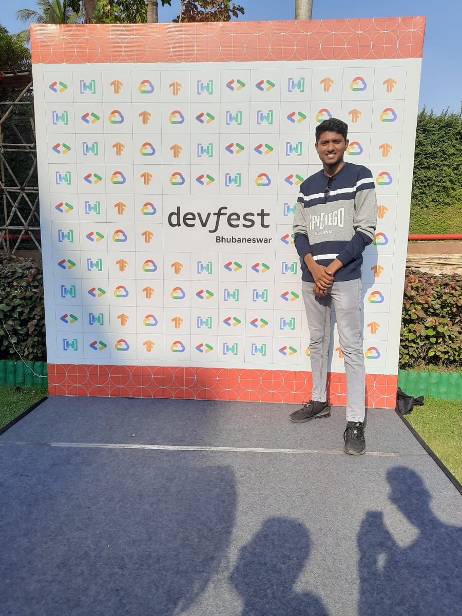 0xSunill's tweet image. Just wrapped up an incredible experience at Google DevFest in Bhubaneswar! 🌐💻 Soaking in the latest in tech, connecting with brilliant minds, and leaving inspired. Ready to take on new challenges! #DevFest #TechInspiration #Networking