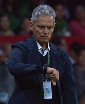 Specialonehn's tweet photo. Hora de aplaudir Honduras te ganó el arbitro y la Concacaf, México con fútbol no pudo.

¡¡QUÉ GRANDE SOS HONDURAS!! ¡¡QUÉ ORGULLO!! GRACIAS PROFE RUEDA Y JUGADORES!! 🇭🇳🇭🇳🇭🇳 https://t.co/e2PsqxQKpC