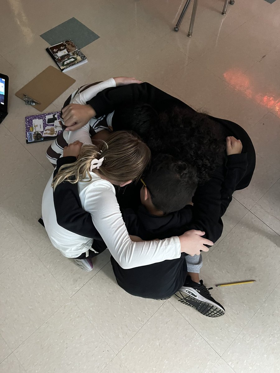 Corina Aresta tweet media