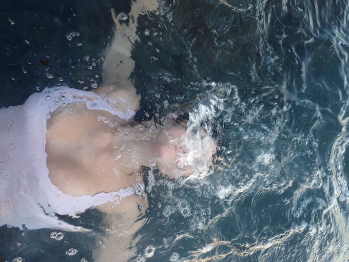 🌊 https://t.co/55qKFDHt8z