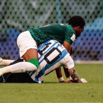 يستقوي على الصغير رودريقو الله يرحم ايام البليهي مسح بوجهه الملعب وروّضه ترويض