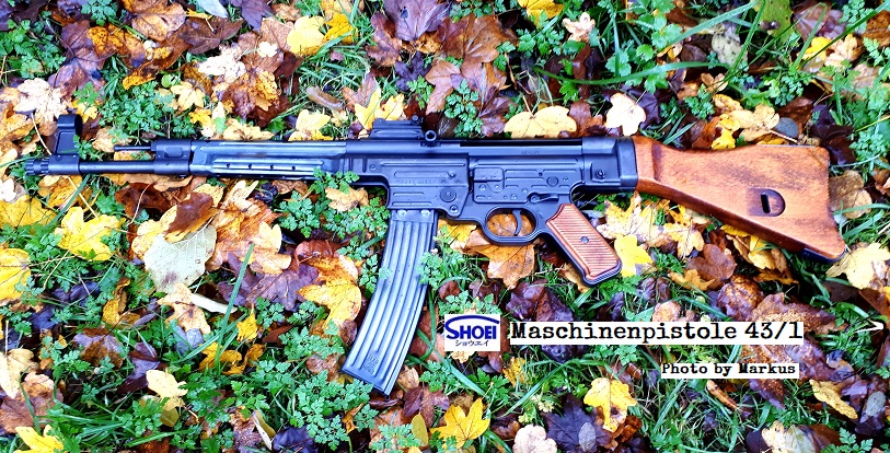 tomio_matsumoto's tweet photo. Maschinenpistole 43/1 replica model (Full Size Non Firing Museum Replica): The wonderful picture arrived from Markus in Germany!!! Danke Markus! #shoeiseisakusho
#modelgun
#モデルガン
#maschinenpistole431
#mp431
#germanrifle
#assaultrifle
#ww2reenactment https://t.co/jDqCNbJq2B