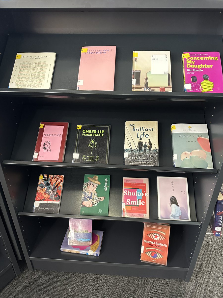 Building our Korea content and Korean language collection! Great article by Han Kang in @nytimes “Read your way through Seoul”: books in Korean and English translation #allthelanguages #readhostcountry #koreacontent #intlchat #IBlibrarians #sfs1912