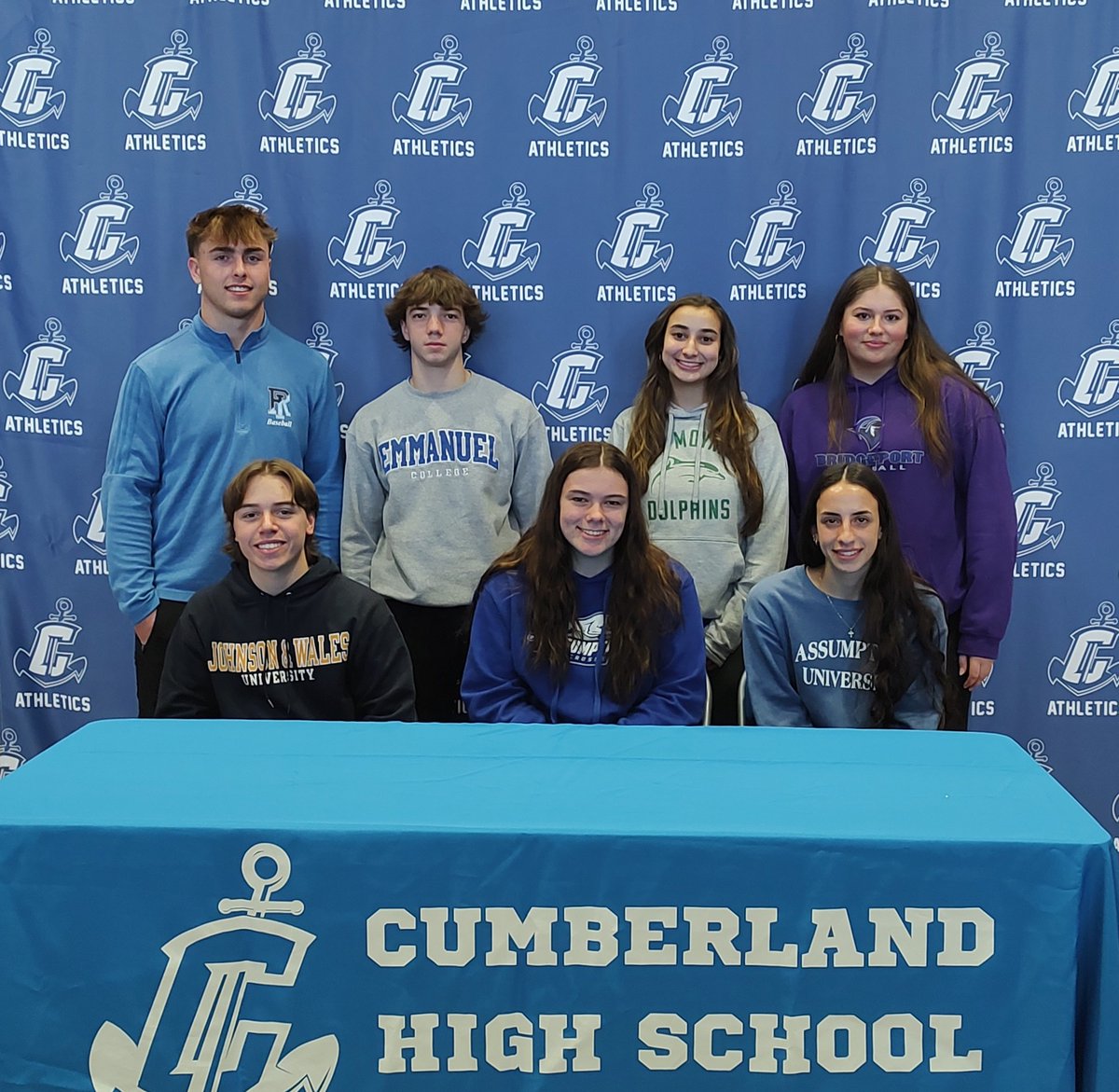 Congrats to our own @laciegrenier on continuing her academic and athletic careerbwith @ub_softball . 💪⚓🥎 @Go_Big_Blue_CHS @gobluechs @rifpsca @RIIL_sports @EricRueb