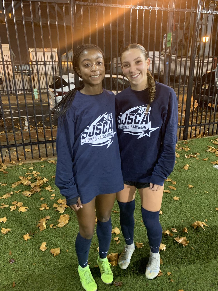 EGSgirlssoccer's tweet photo. Remi and Eva one more time. 
Remi knocked in a goal too. 
SJ Senior Game. https://t.co/SQUNW69Qzc