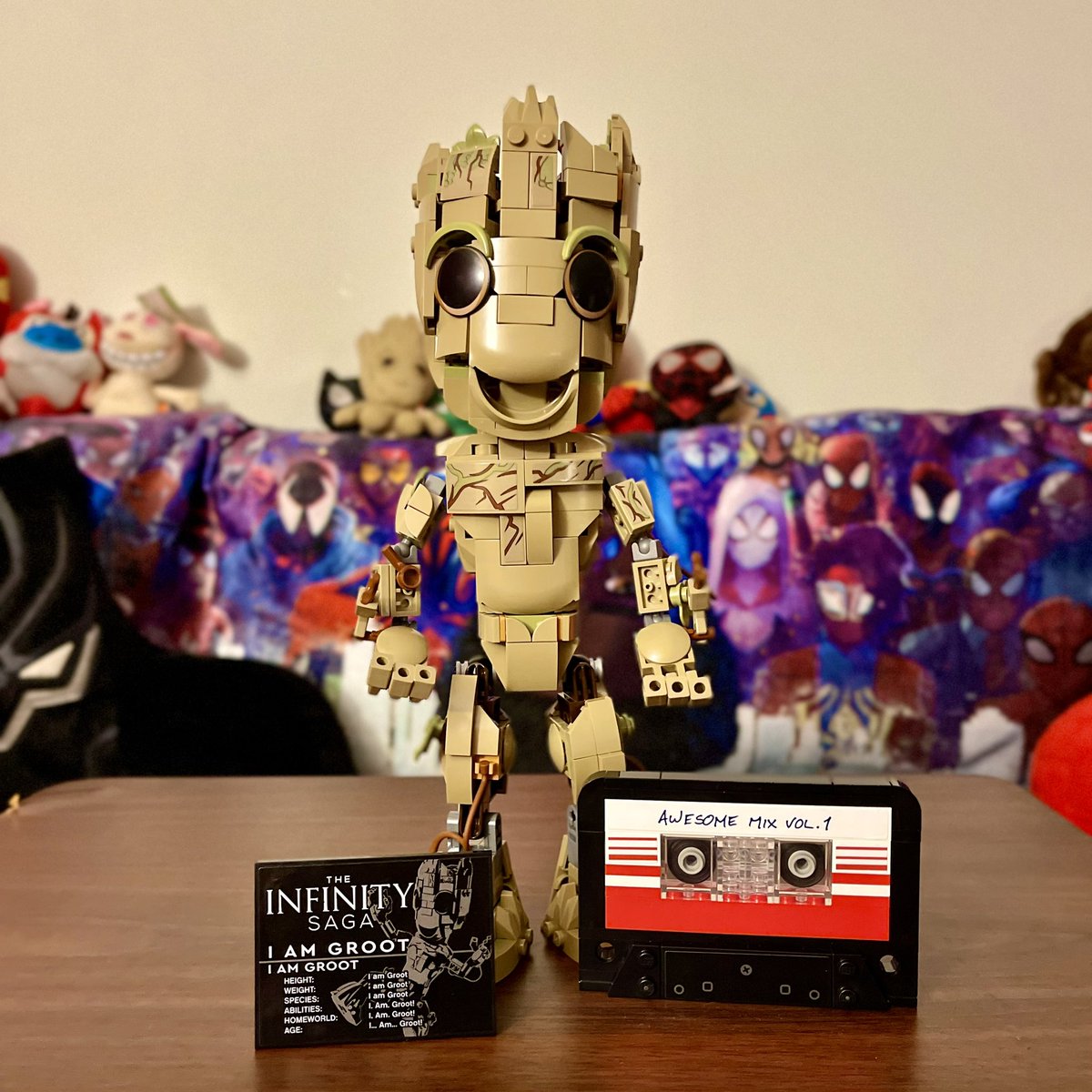 PosterBoyDru's tweet photo. #MARVEL #GROOT #IAMGROOT #AWESOMEMIXTAPE #LEGO https://t.co/YWN2YH1eVg