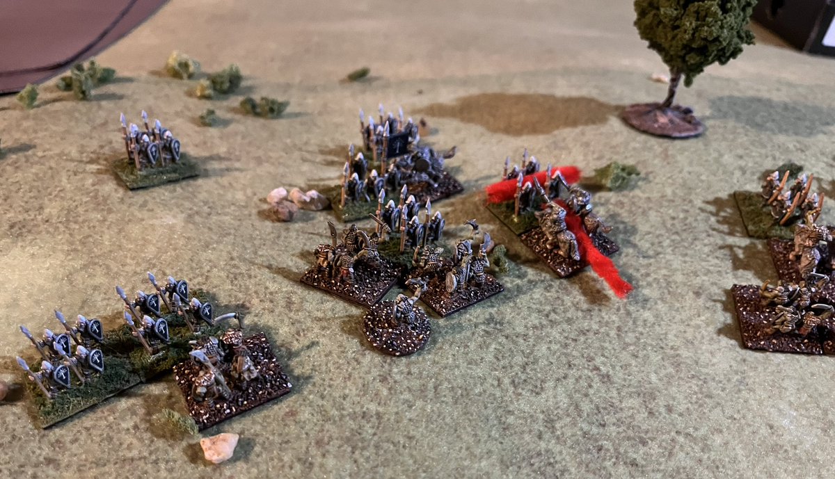LMT_Studio's tweet photo. Off work ahead of US Thanksgiving. Had a chance to finally run a solo game using my 10mm Copplestone armies. Rules were Ravenfeast 1066 Big Battles from LittleWarsTV (1/2) #10mm #lotr #Wargames #middleearth #copplestone @NorthStarFigs @littlewarstv https://t.co/qdKqpCqaGY