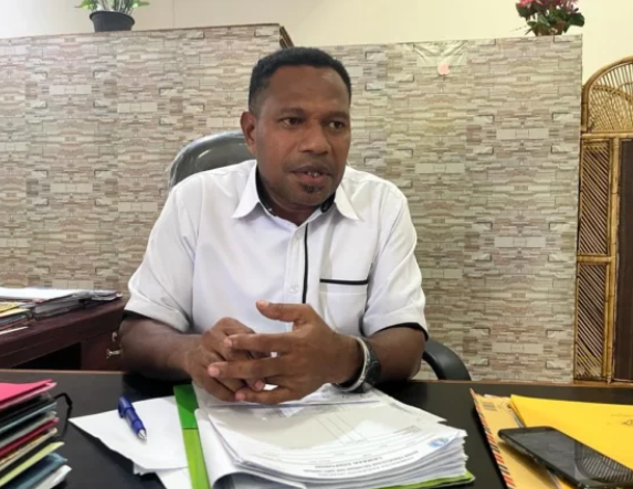TerasTimurNews's tweet photo. Penyerapan APBD 2023 Terus Digenjot
https://t.co/88sw3hrt2n
#terastimur #APBD #beritapapua #beritaViral #sentani #jayapura https://t.co/K8VyHwjbaf