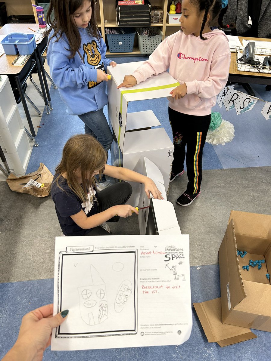 mrswollziefer's tweet photo. We’ve transformed into a @Makedo lab in the spirit of November’s deep learning skill - communication!
Students use design thinking and collaborative learning to brainstorm ways to make life in space more enjoyable, then work together to build solutions 🌍🚀 https://t.co/IG0OLh0U6H