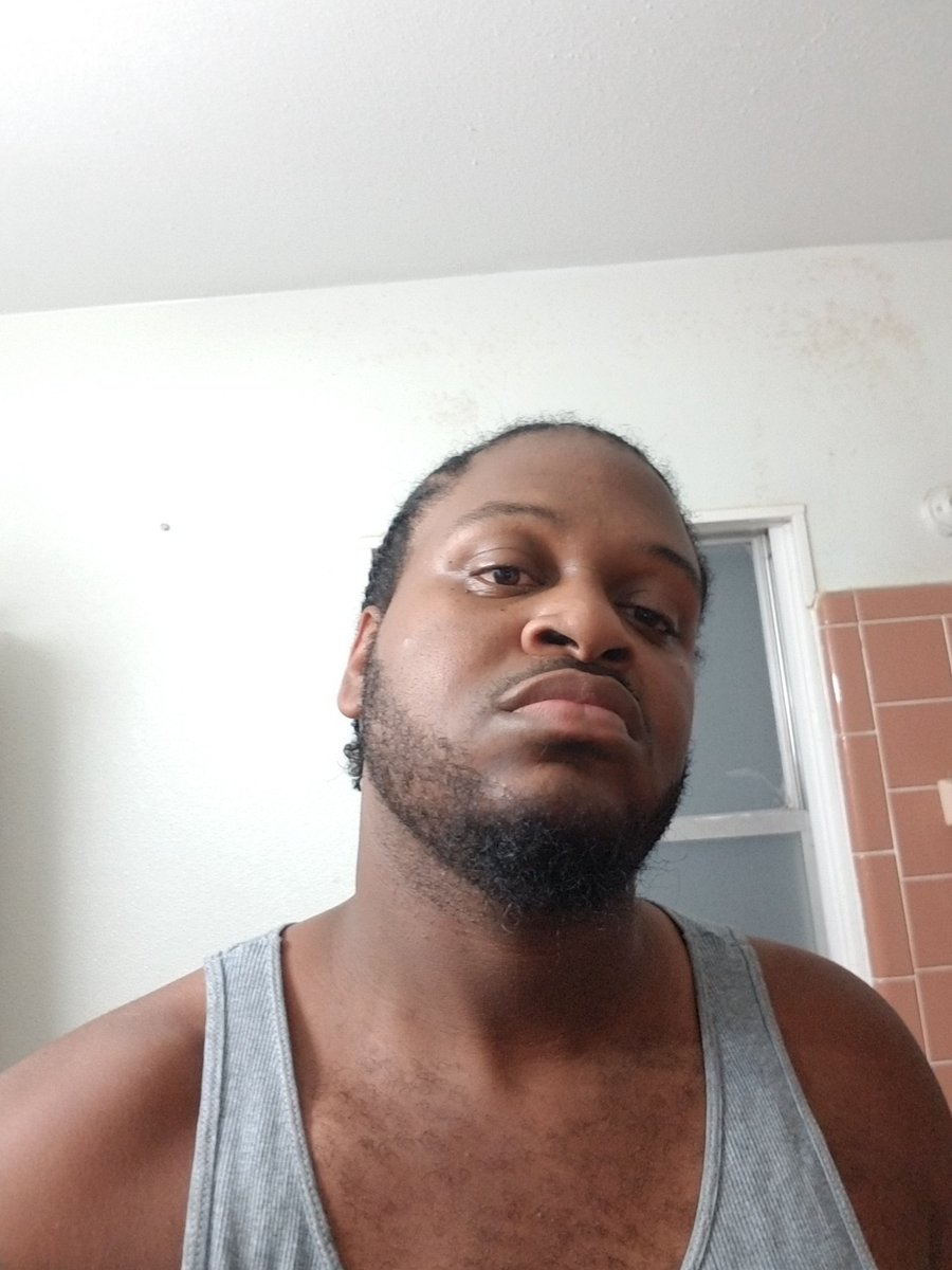 Lorenzo surprise u west (@freak89west) on Twitter photo 